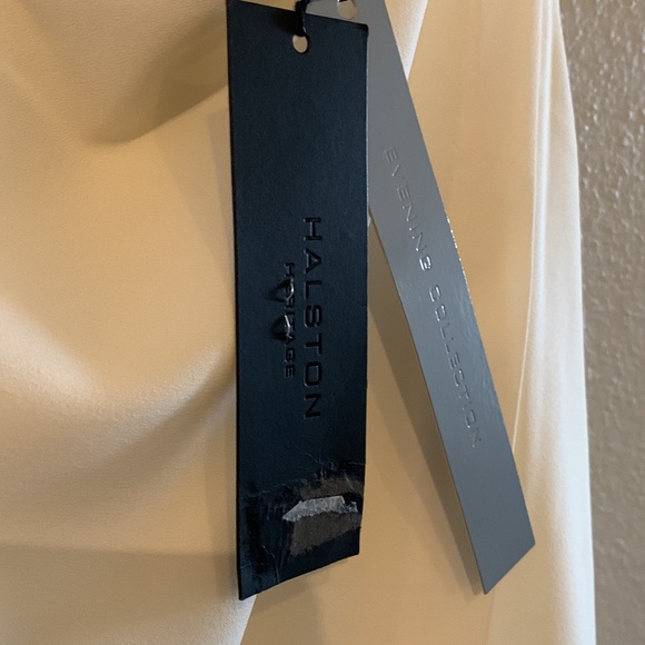 Halston Heritage Evening Collection White/ Chalk Cowneck Jumpsuit. Size 0. New! - Picture 6 of 9